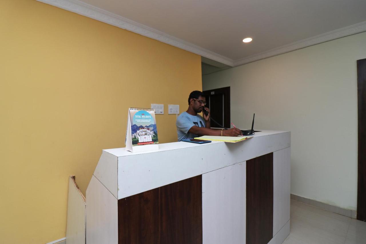 Oyo 27602 Hotel Green Space Bhubaneswar Ngoại thất bức ảnh